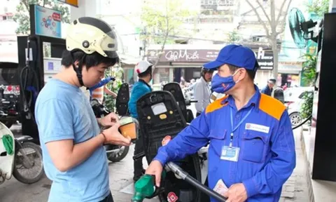 Giá xăng có thể tăng nhẹ vào chiều mai