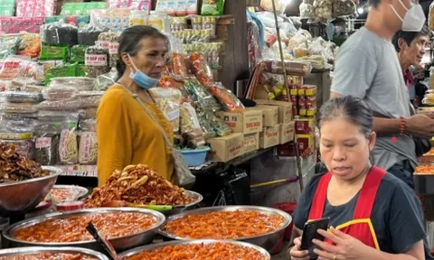 Hiệp hội Tôm chua Huế hoạt động rệu rã, nhãn hiệu tập thể nhưng mạnh ai nấy làm