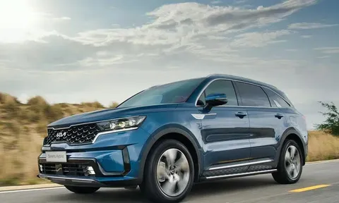 Xe hybrid đua giảm giá trước ngưỡng thuế tiêu thụ đặc biệt mới