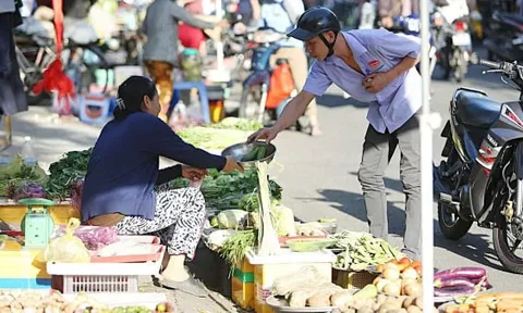 Nâng mức giảm trừ gia cảnh của người nộp thuế lên 15,5 triệu đồng/tháng