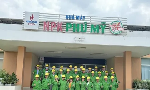 Đoàn Lãnh đạo các công ty, nông trường Cà Phê khu vực Gia Lai – Kon tum tham quan nhà máy Đạm Phú Mỹ