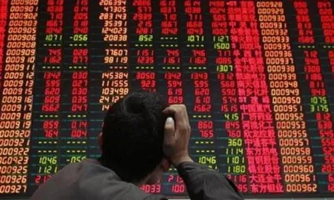 Sắc đỏ bao trùm, VN-Index giảm gần 15 điểm