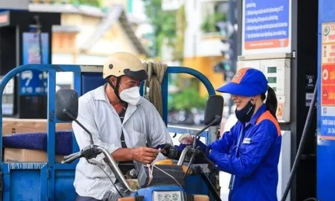 Giá xăng, dầu giảm nhẹ