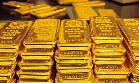Giá vàng hôm nay 24/10/2025: Vàng phục hồi sau cú giảm sâu
