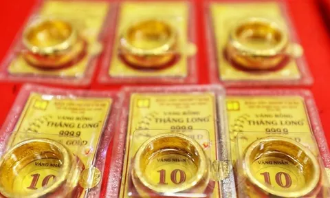 Giá vàng hôm nay 28/10/2025: Đồng loạt đi xuống