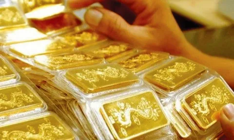 Giá vàng thế giới và trong nước đồng loạt giảm