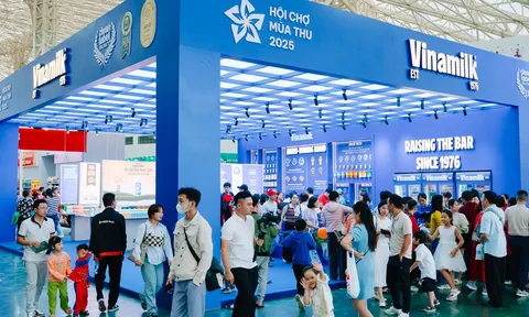 Vinamilk lan tỏa giá trị thương hiệu Việt tại Hội chợ Mùa Thu 2025