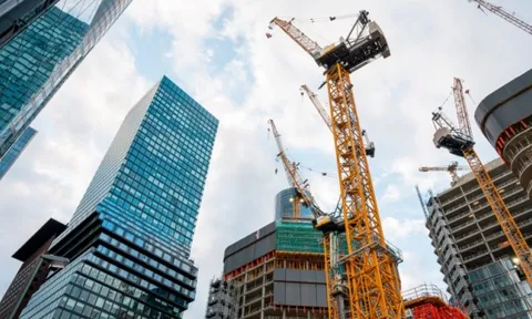 Loạt cổ phiếu tiềm năng trong ngành xây dựng
