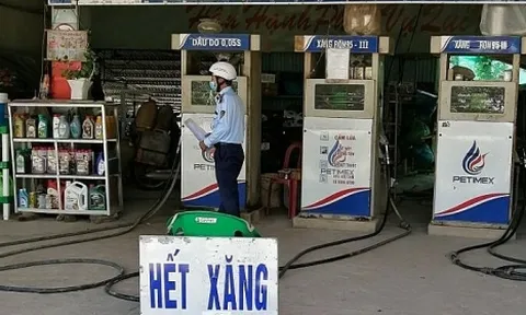 Bộ Công Thương đưa ra loạt giải pháp tháo gỡ khó khăn cung ứng xăng dầu