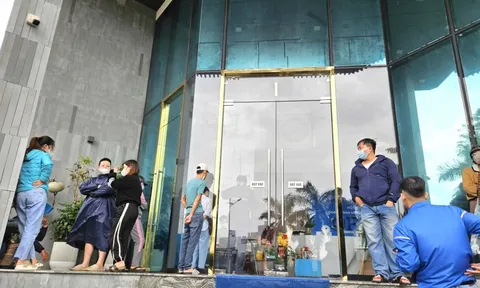 Khách hàng vây trụ sở đòi tiền: Hệ thống giao dịch GFDI tê liệt