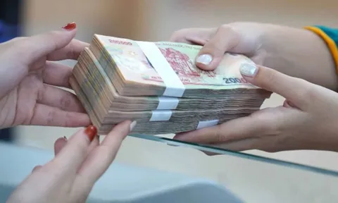 Lãi suất liên ngân hàng tăng lên mốc 6%/năm