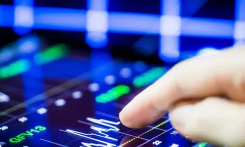 VN-Index nhích nhẹ lên 1.246 điểm