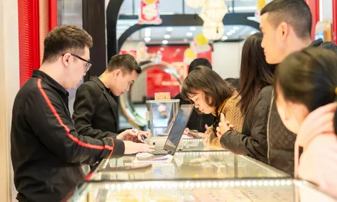 Giá vàng hôm nay 15/11: Liên tục trồi sụt, tăng giảm cả triệu/lượng