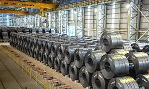Hòa Phát là doanh nghiệp sản xuất duy nhất lọt TOP 10 Doanh nghiệp lớn nhất Việt Nam