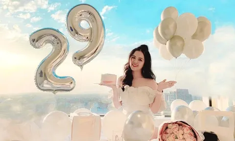 Gen Z chơi lạ: Book phòng khách sạn chỉ để sống ảo với bầu trời, đáng tiền hay không?