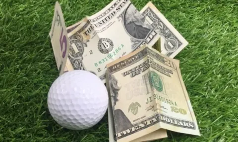 Những góc khuất của làng golf Việt
