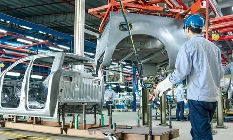Không đồng ý kiến nghị để linh kiện ô tô nhập khẩu hưởng mức thuế 0%