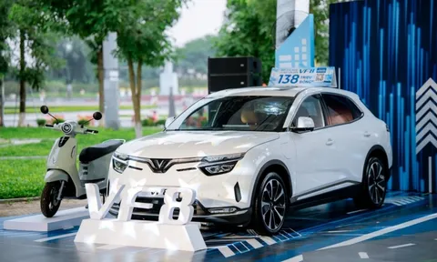 Loạt ưu đãi “khủng” tháng 11 đưa giá của VF 8 - “siêu phẩm đạp ga dính lưng” về mức 900 triệu đồng