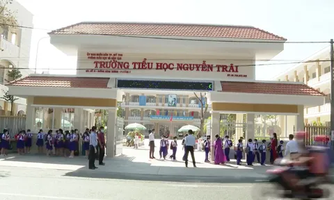 14 học sinh Tiền Giang nhập viện sau khi ăn bữa xế: Nhà trường nói gì?