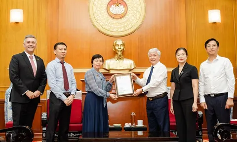 Masterise Group ký cùng Mặt trận Tổ quốc Việt Nam xây dựng 400 căn nhà đại đoàn kết cho các hộ nghèo