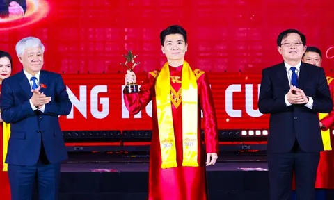 Doanh nhân Đỗ Quang Vinh được vinh danh trong TOP 10 Giải thưởng Sao Đỏ 2025