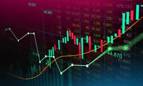 Bứt phá thất bại, VN-Index quay đầu giảm hơn 8 điểm