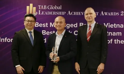 Techcombank được vinh danh 3 giải thưởng xuất sắc từ The Asian Banker