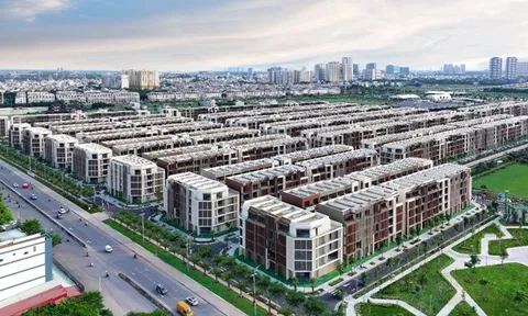 Có giá hàng chục đến hàng trăm tỉ mỗi căn, nhà phố thương mại mặt tiền khu Đông Tp.HCM dự báo còn tiếp tục lên giá