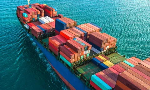 Khi doanh nghiệp tư nhân giải bài toán điểm nghẽn logistics