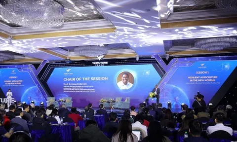 VinFuture 2023: Giáo sư Singapore kể về hành trình trở thành 'thung lũng bán dẫn' của đảo quốc Sư tử
