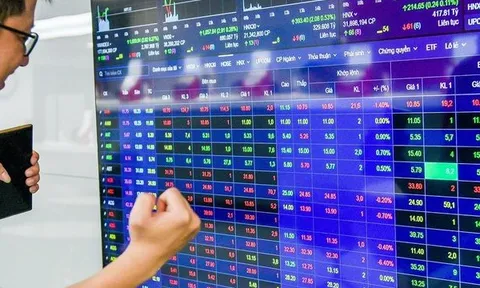 Lăng kính chứng khoán 12/12: Hướng lên khu vực 1.140 – 1.160 điểm