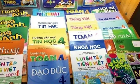 Vi phạm chứng khoán, Công ty In sách giáo khoa Hòa Phát bị phạt 255 triệu đồng
