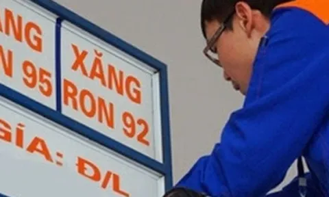 Giá xăng giảm mạnh, chưa đến 20.000 đồng/lít