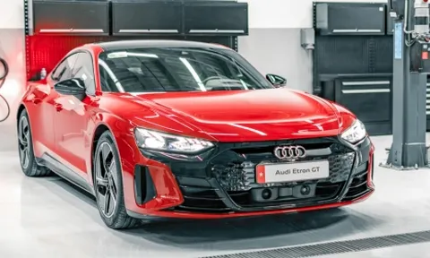 Lỗi hệ thống treo, loạt xe điện Audi và Porsche bị triệu hồi