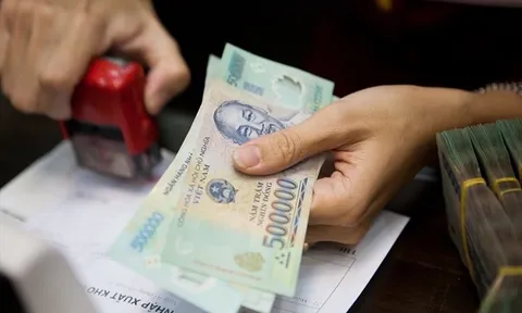 Vợ chồng đại gia Châu Phước, chủ sở hữu kín tiếng của Nhựa Phước Thành