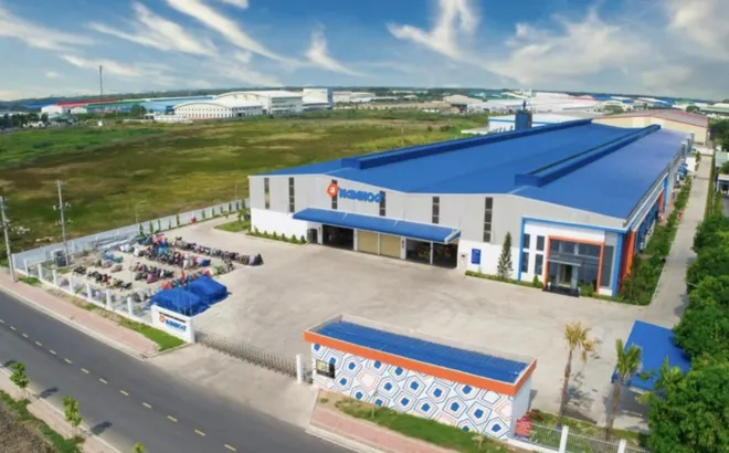 Nhà sản xuất đồ chơi gỗ duy nhất trên sàn ‘bước chân’ vào bất động sản