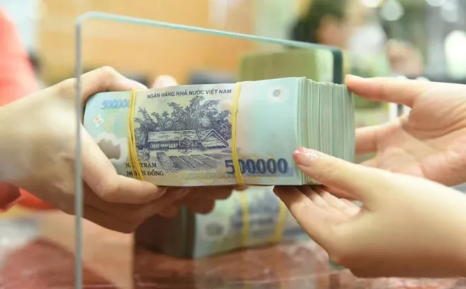 Lãi suất huy động tăng 11 tháng liên tục, lãi vay lên gần 11%/năm